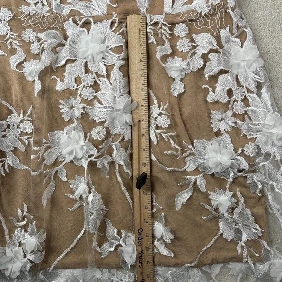 soft lace dress styles First Class Flair Lace Midi S / White main image 1